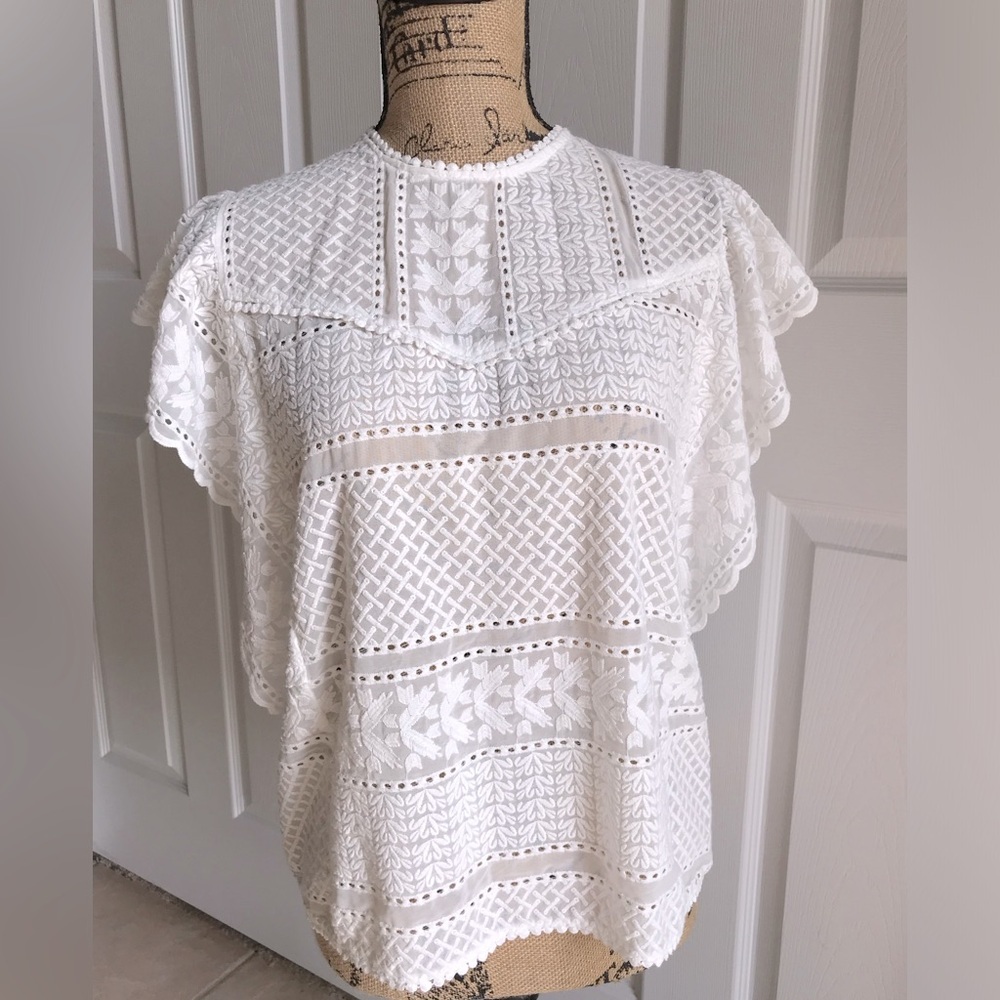 everleigh White Eyelet Lace Flutter Sleeve Blouse